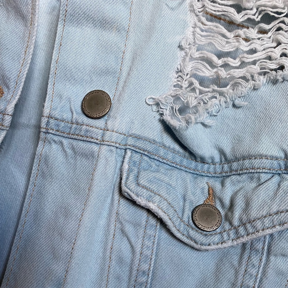 jean jacket - Picture 2 of 5